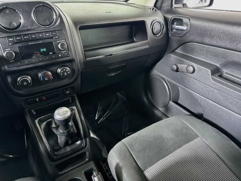 Used 2013 Jeep Patriot Sport FWD image 20
