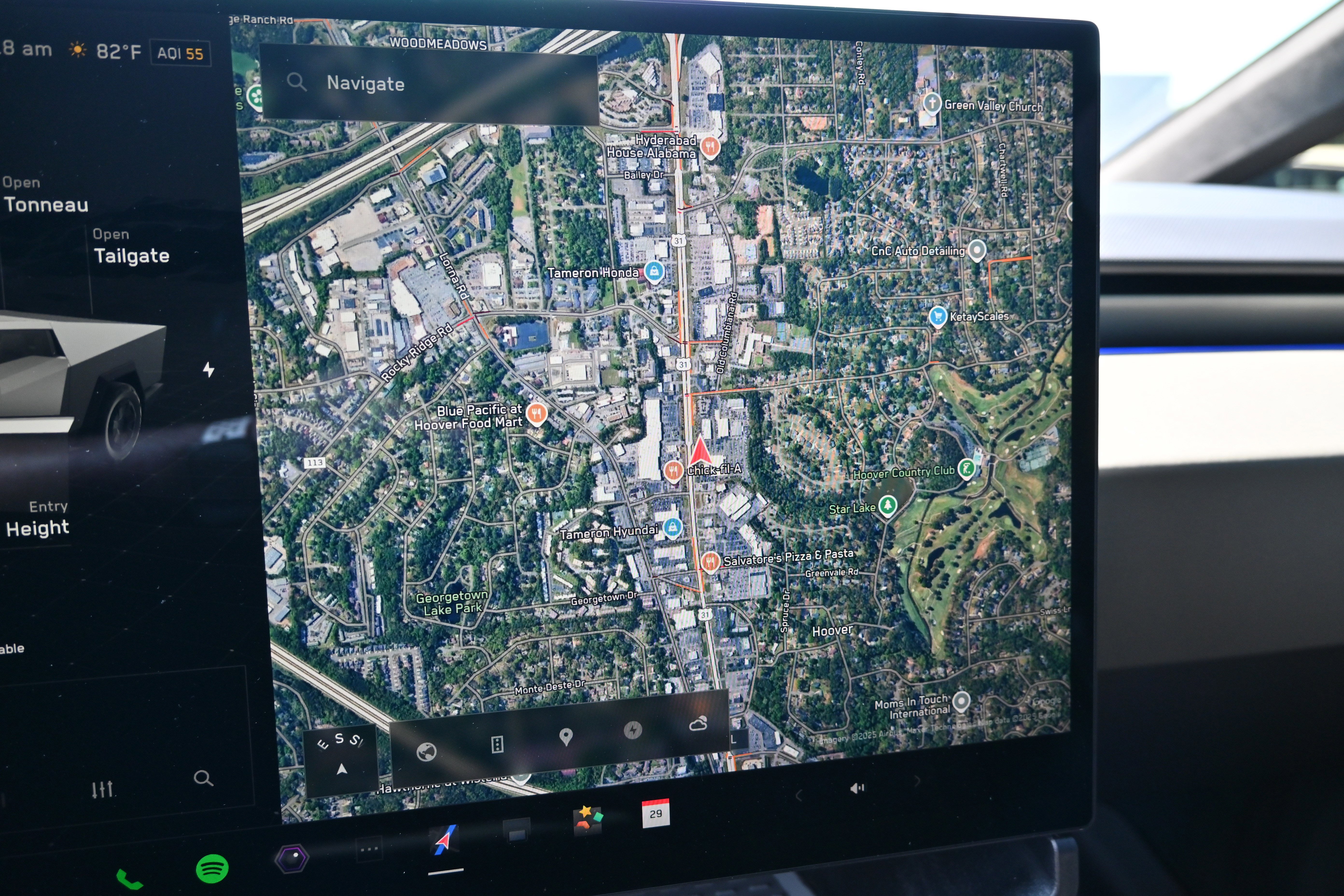 Used 2024 Tesla Cybertruck AWD Crew Cab image 23