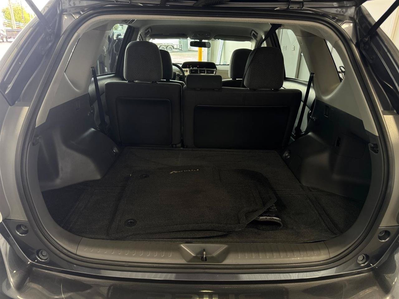 Used 2012 Toyota Prius V Three FWD image 31
