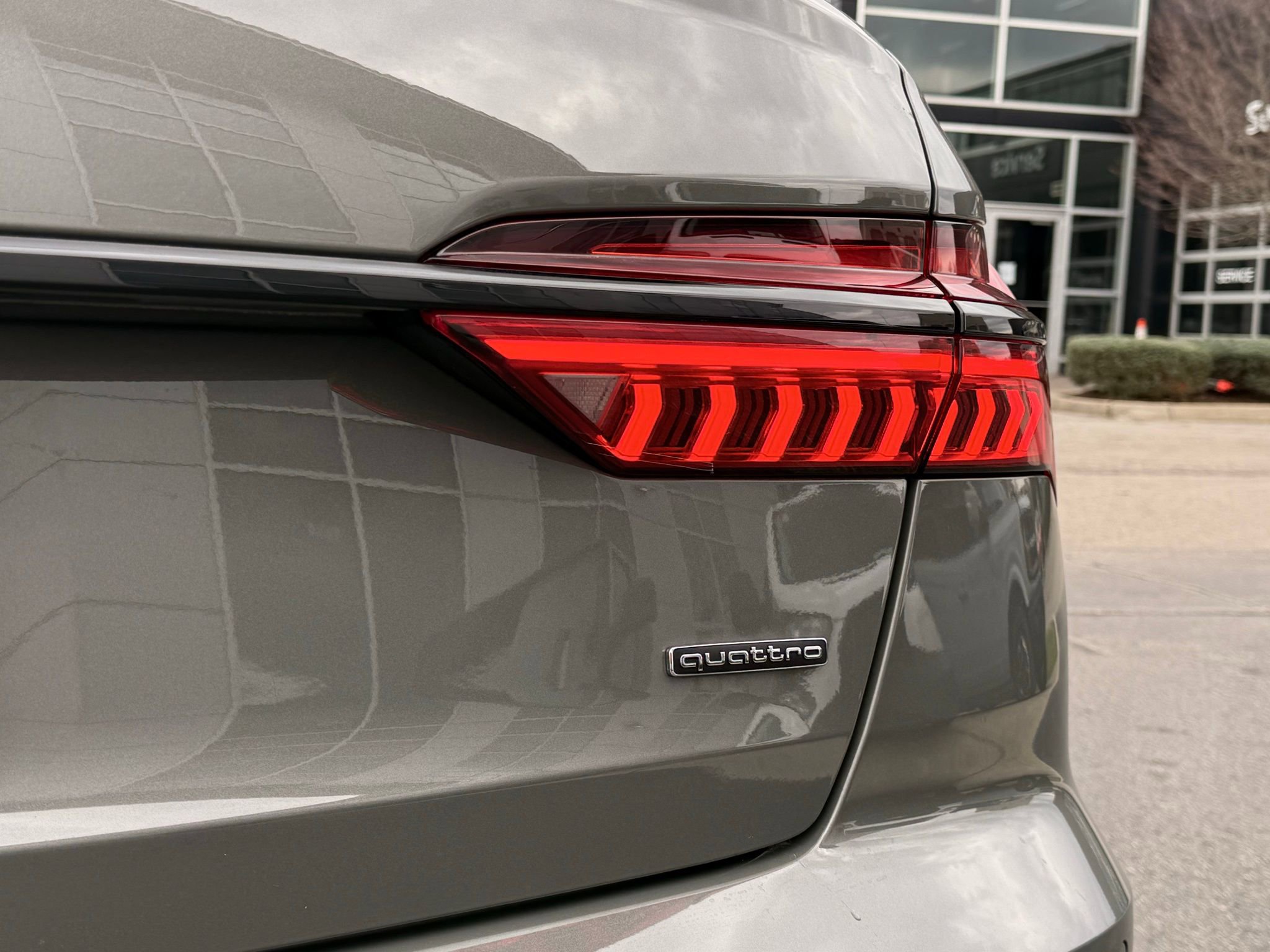 Used 2023 Audi A6 Premium Plus image 9