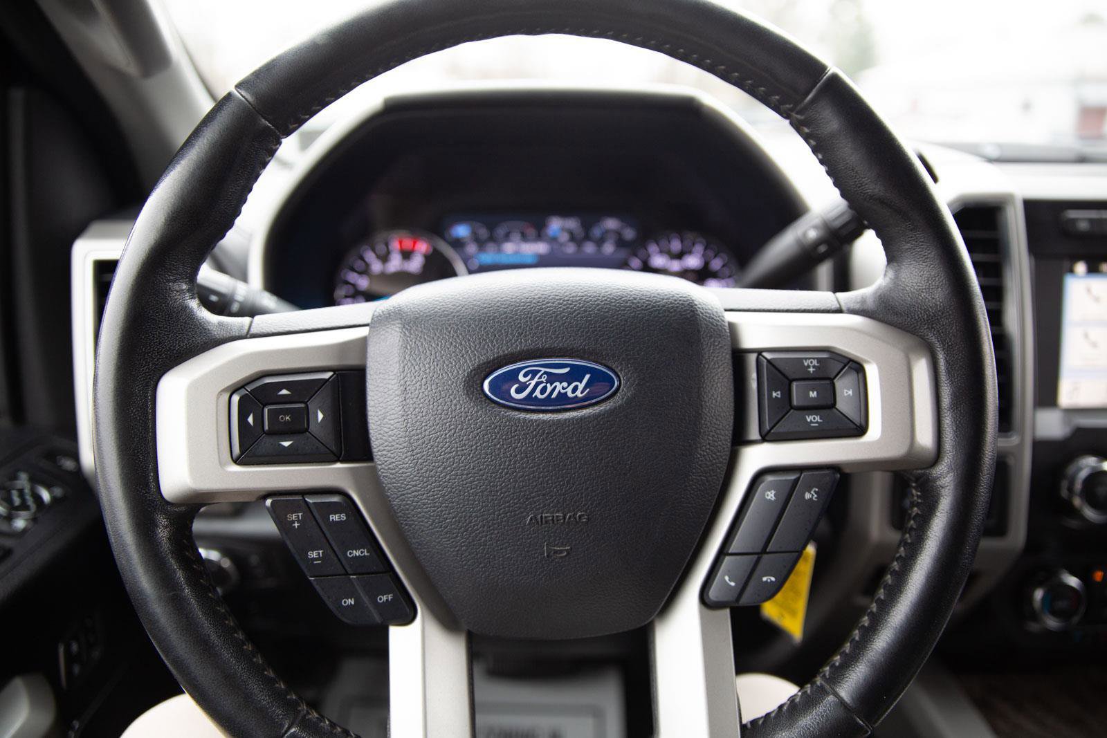 Used 2019 Ford F250 Lariat w/ Lariat Value Package image 12