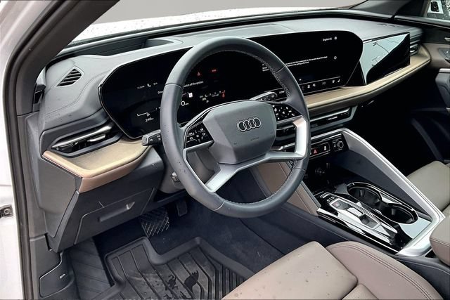 Certified 2025 Audi Q5 Premium Plus AWD/4WD image 13