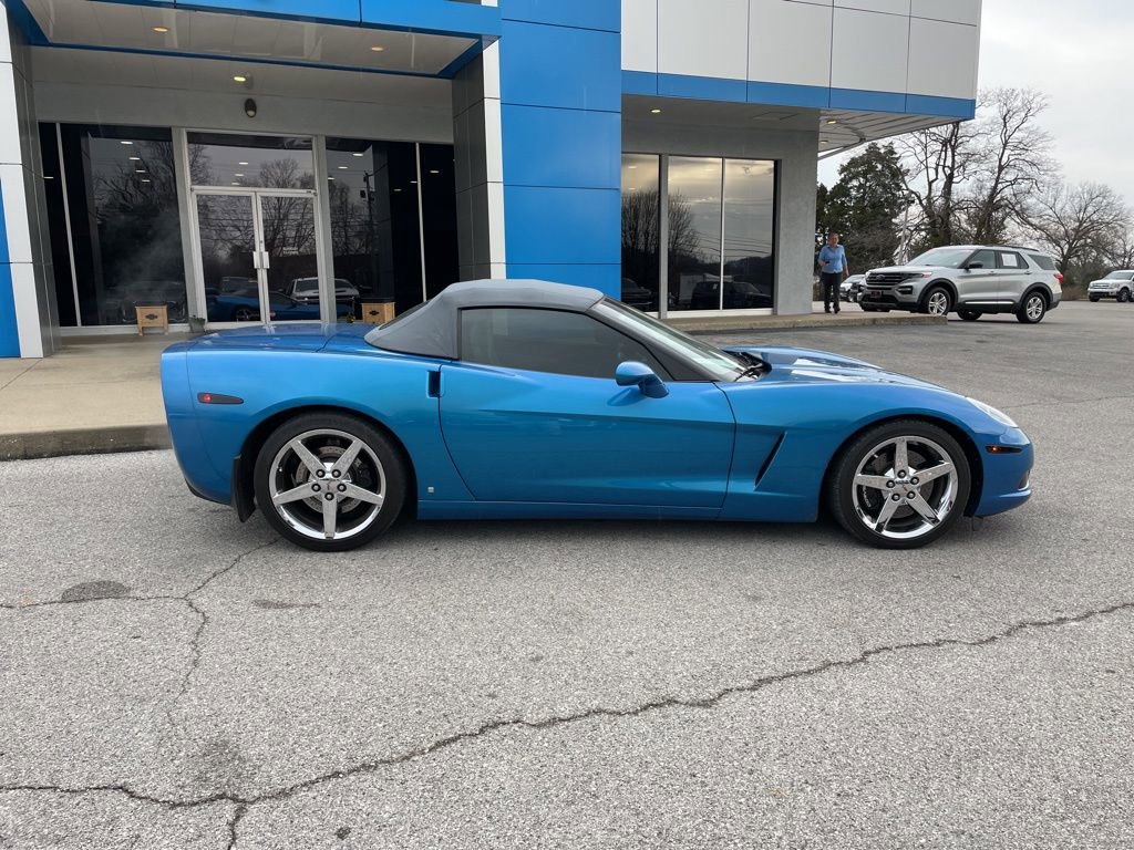 Used 2008 Chevrolet Corvette Convertible w/ Preferred Equipment Group image 9