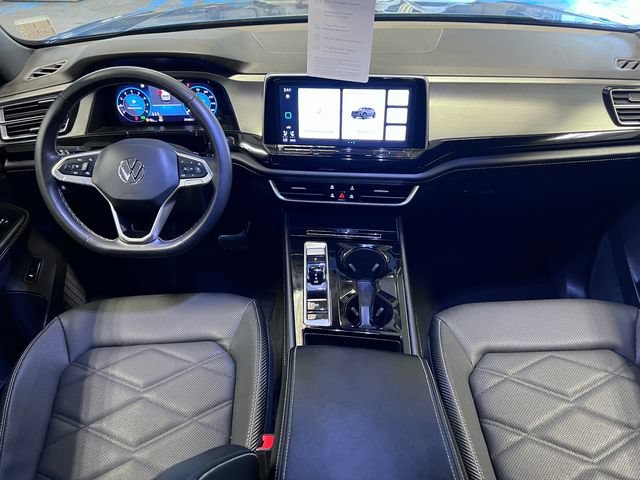 Certified 2024 Volkswagen Atlas Cross Sport SE FWD image 19