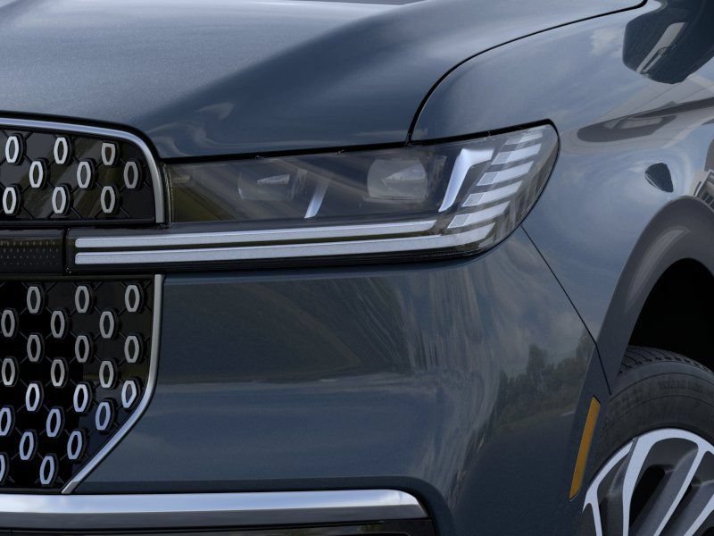 New 2026 Lincoln Navigator L Reserve AWD/4WD image 18