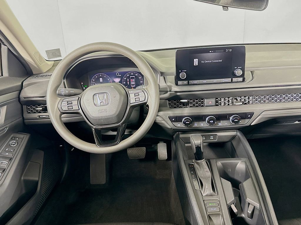 Certified 2023 Honda Accord EX image 11