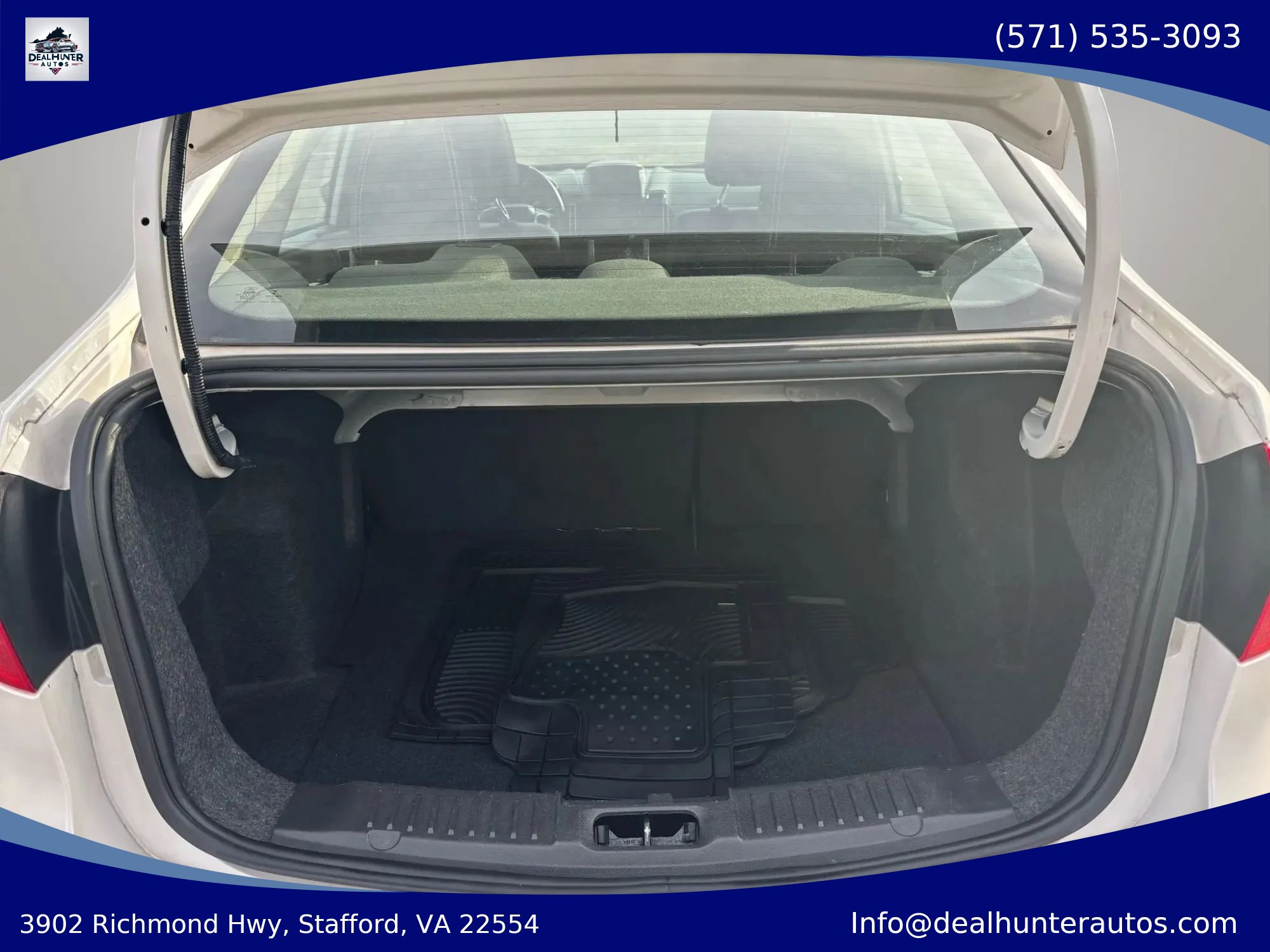 Used 2016 Ford Fiesta Titanium FWD image 13