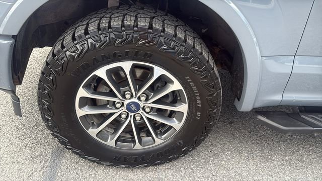 Used 2019 Ford F150 XLT w/ Equipment Group 302A Luxury AWD/4WD image 13