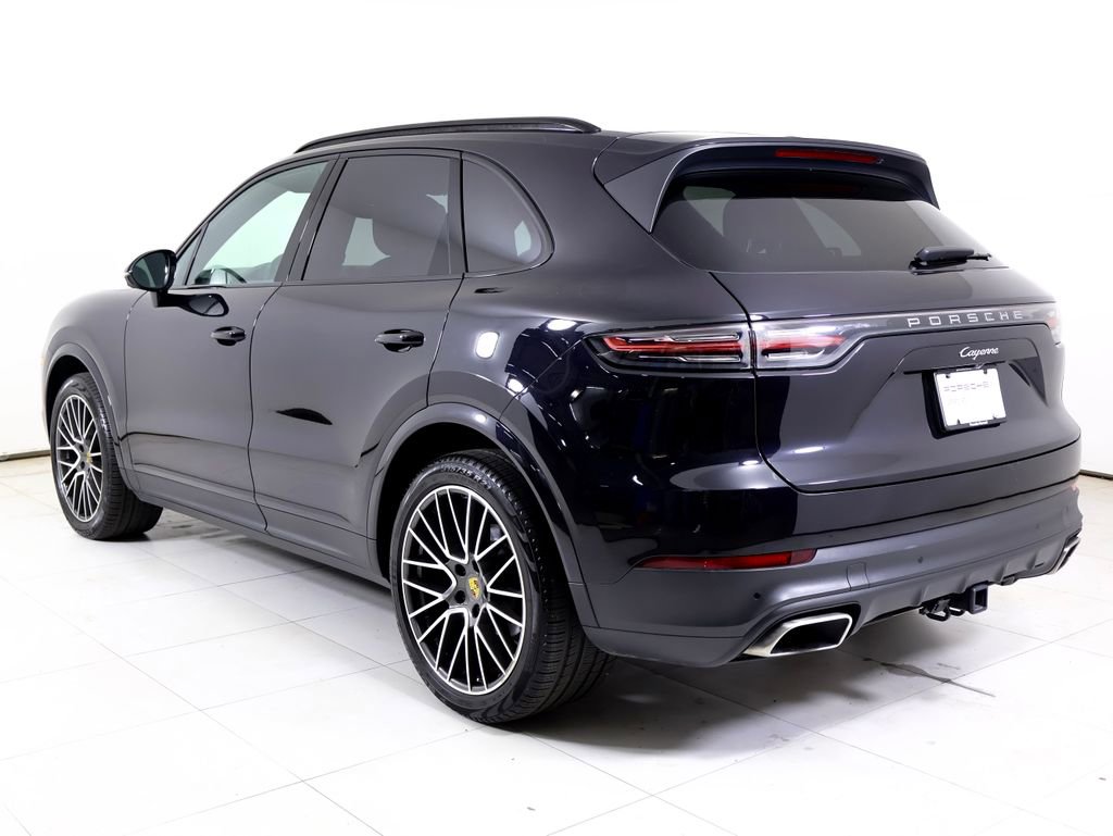 Certified 2022 Porsche Cayenne AWD/4WD image 3