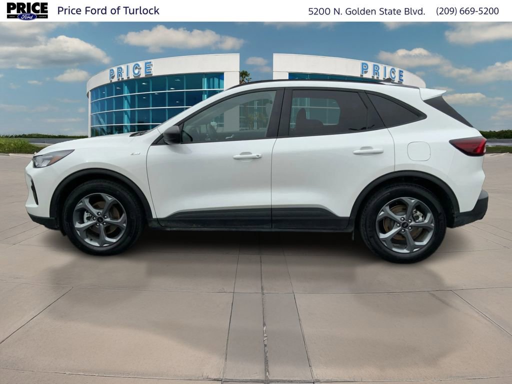 Used 2025 Ford Escape ST-Line w/ Tech Pack #1 image 8
