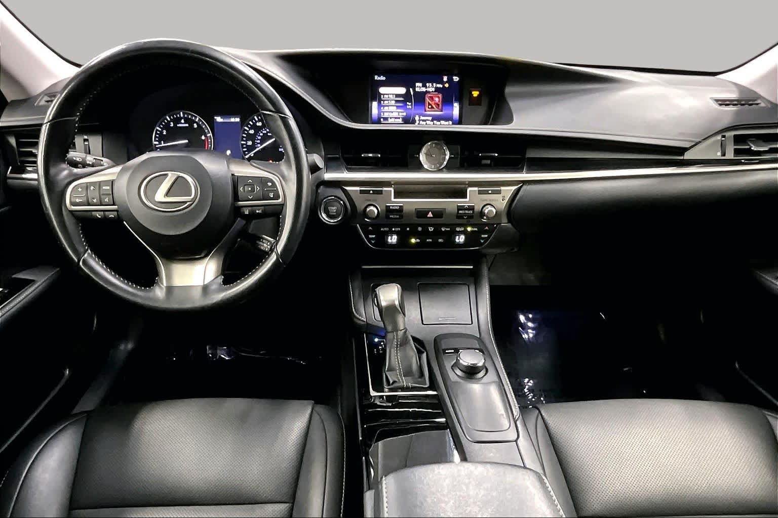 Used 2017 Lexus ES 350 w/ Accessory Package 2 FWD image 15