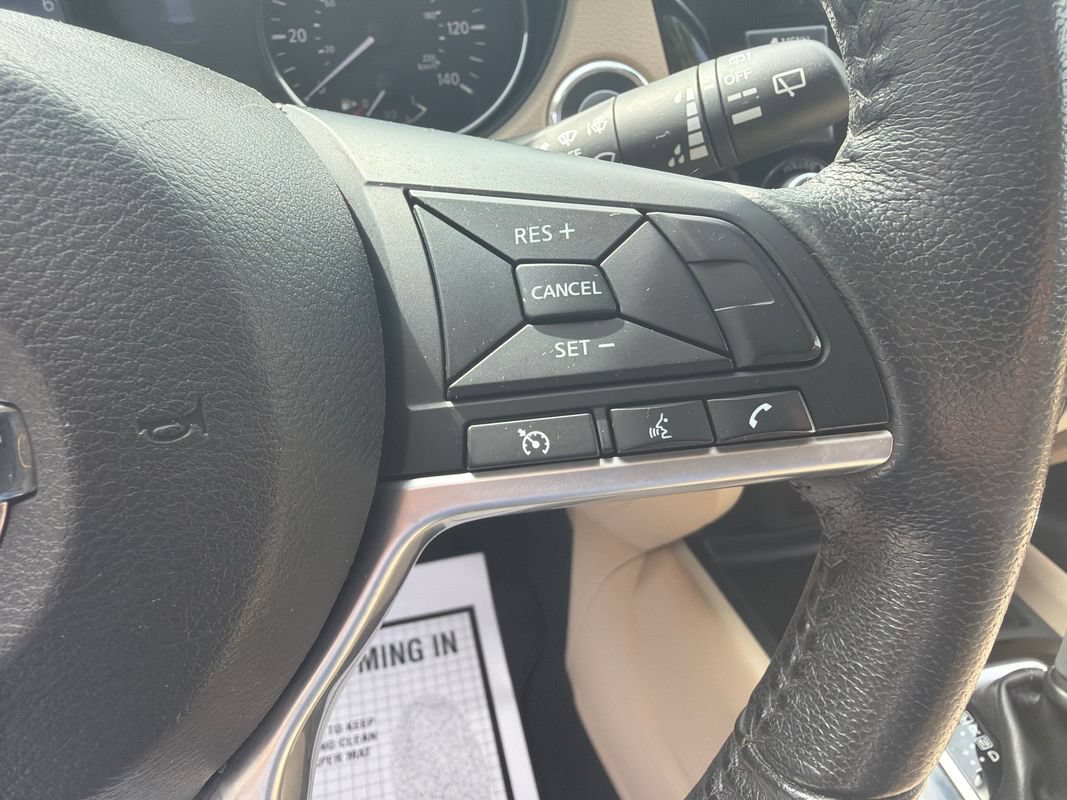 Used 2019 Nissan Rogue SV FWD image 10