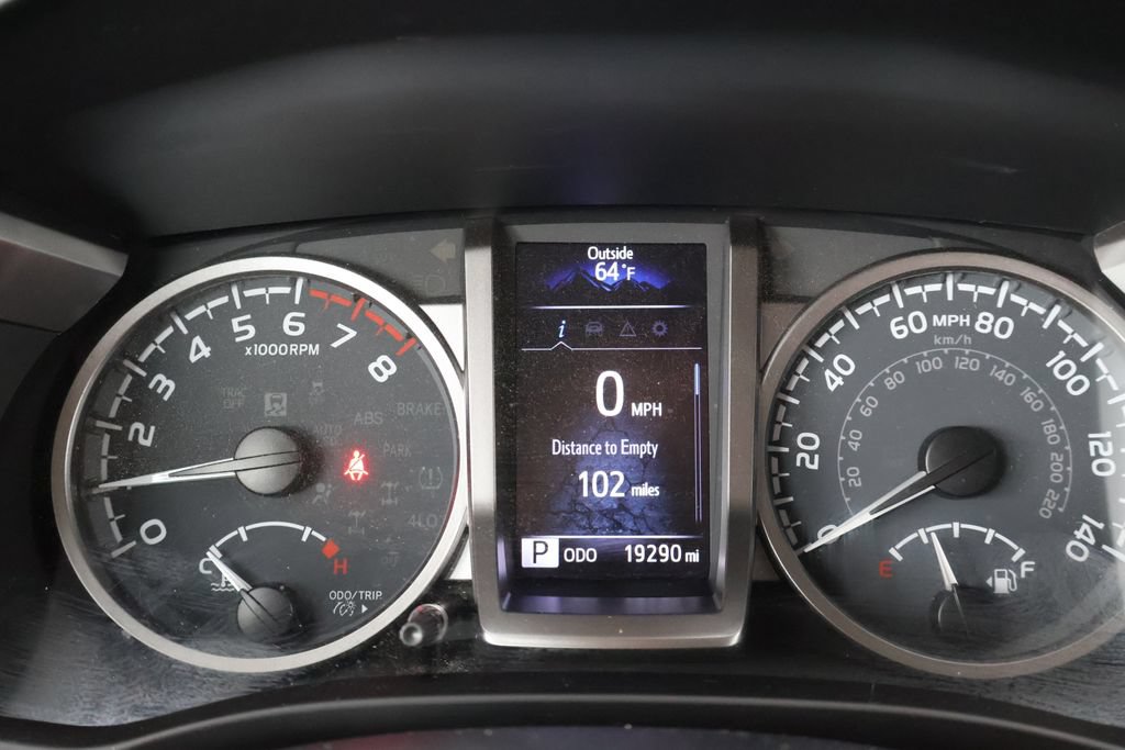 Certified 2023 Toyota Tacoma SR5 w/ Technology Package AWD/4WD image 32