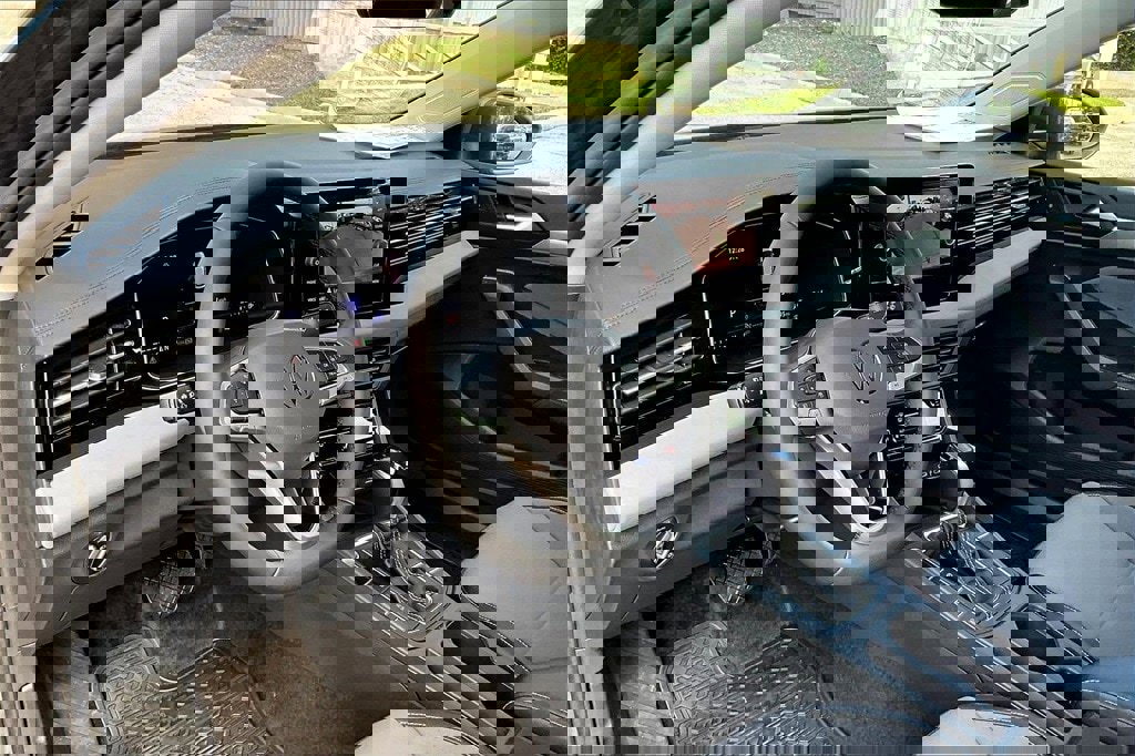 New 2026 Volkswagen Jetta SE image 14