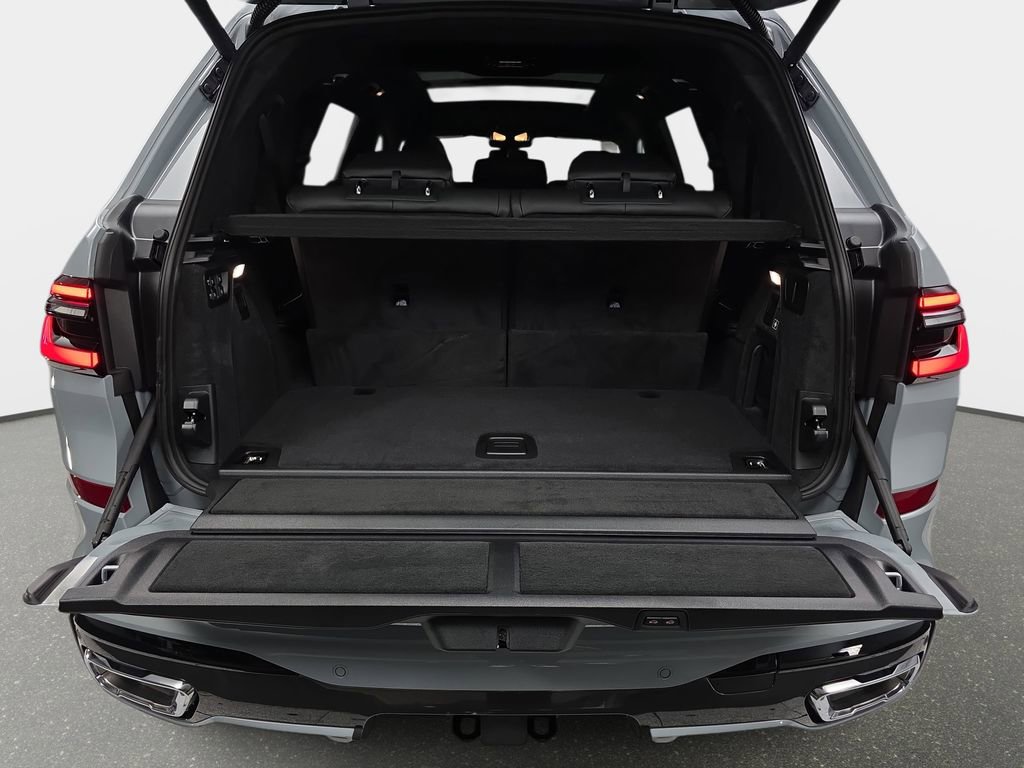 New 2026 BMW X7 xDrive40i image 13