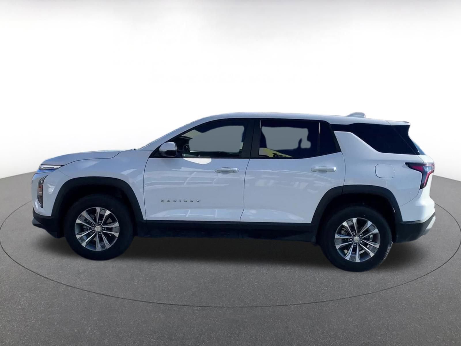 Used 2025 Chevrolet Equinox LT image 9