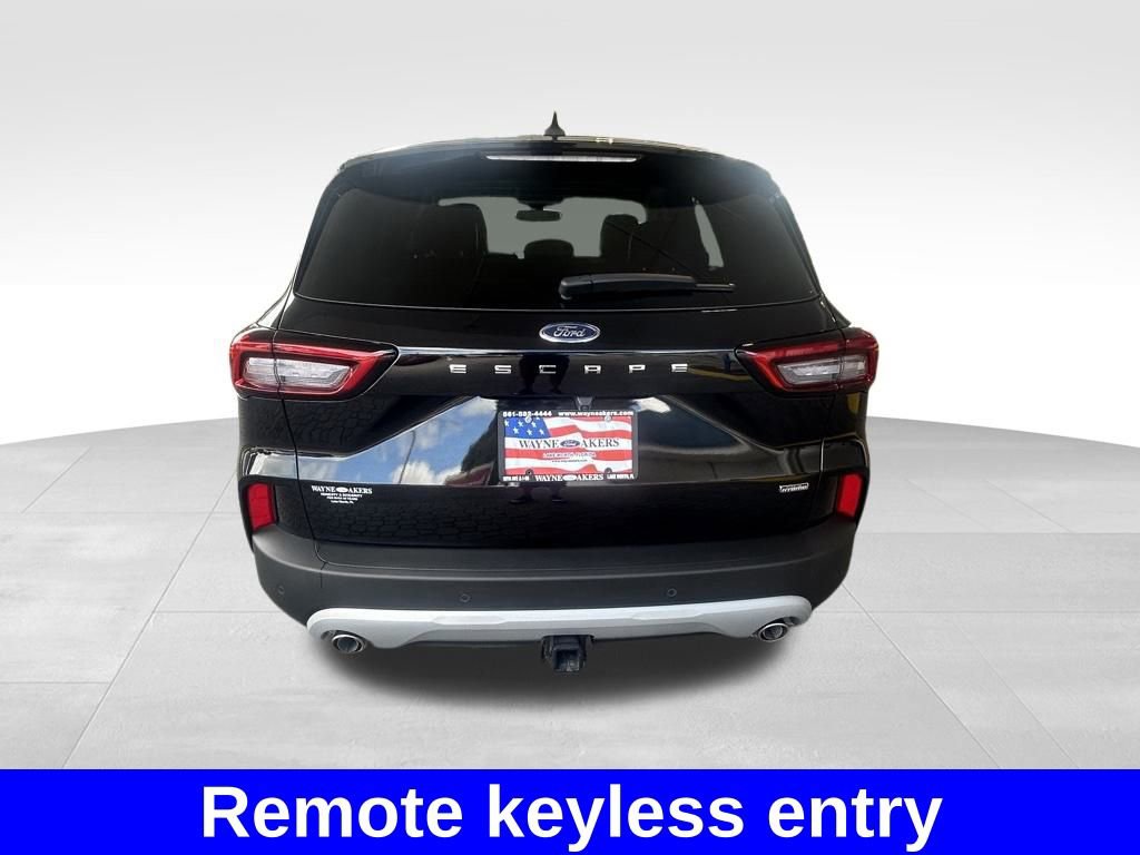Certified 2024 Ford Escape SE w/ PHEV Premium Package image 5