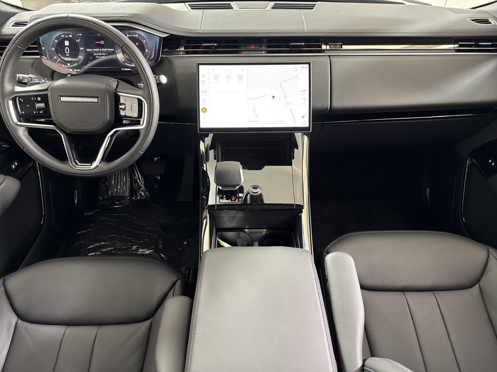New 2027 Land Rover Range Rover Sport SE AWD/4WD image 16