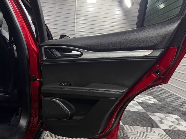 Used 2018 Alfa Romeo Stelvio Ti Sport image 35