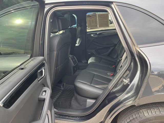 Used 2021 Porsche Macan S image 33