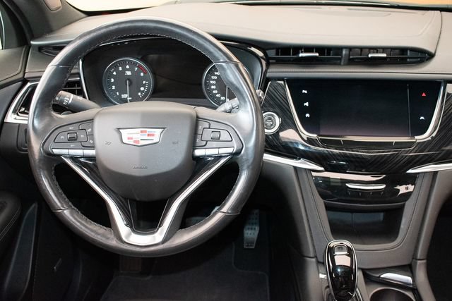 Used 2020 Cadillac XT6 Premium Luxury AWD/4WD image 18
