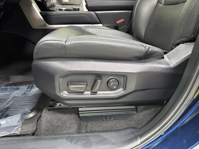 Used 2024 Toyota Tundra Limited AWD/4WD image 6