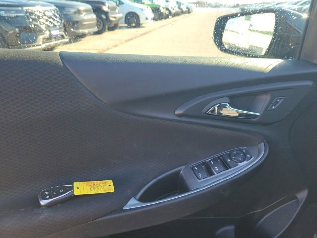 Used 2025 Chevrolet Malibu LT image 13