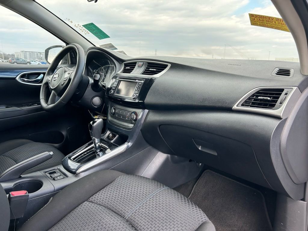 Used 2017 Nissan Sentra SR w/ Driver's Assist Package image 10