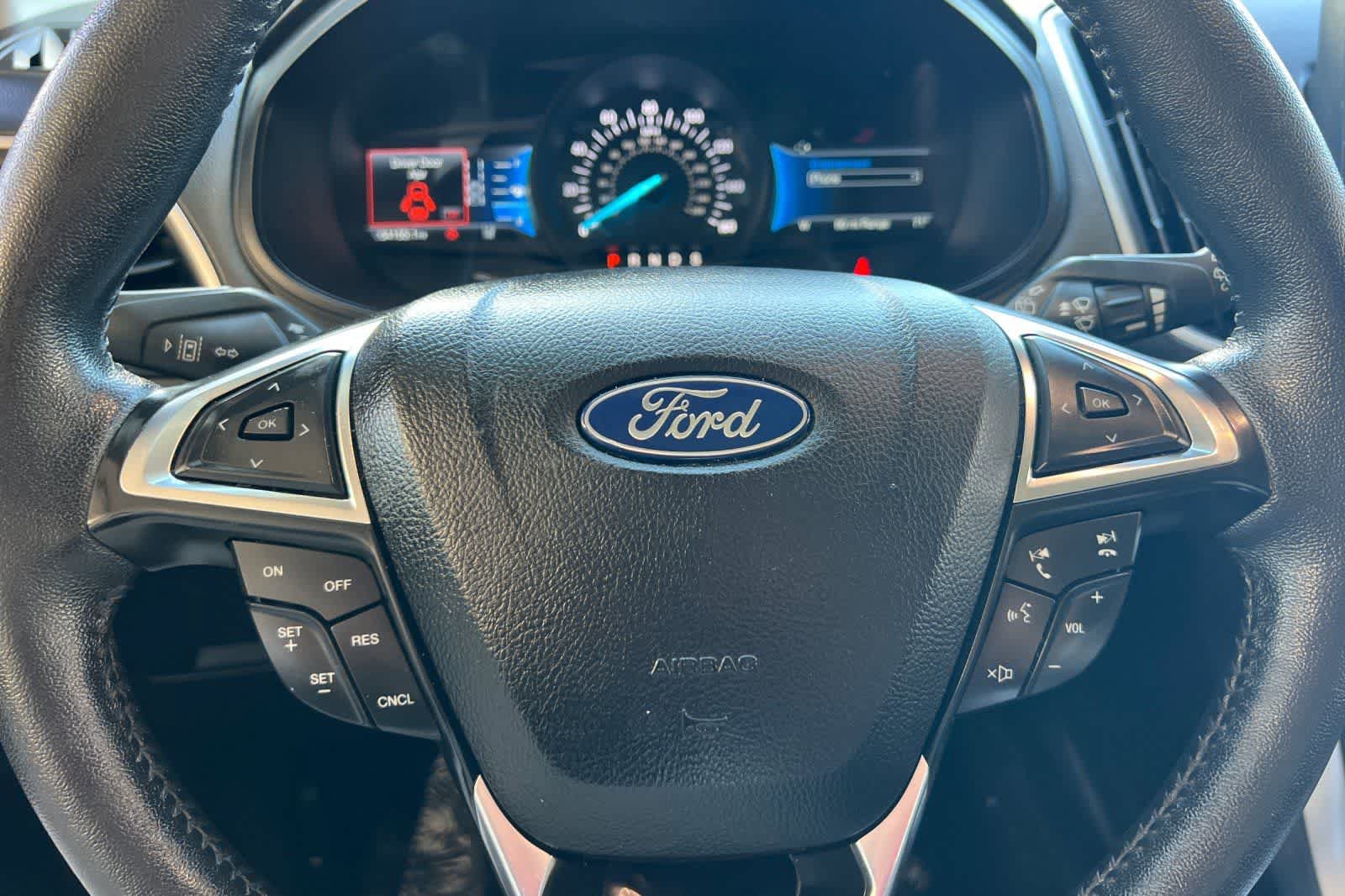 Used 2022 Ford Edge SEL w/ Convenience Package AWD/4WD image 29