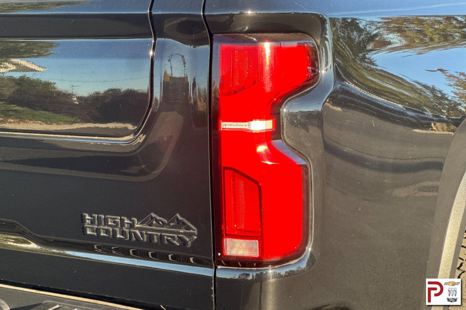 Certified 2024 Chevrolet Silverado 3500 High Country w/ High Country Premium Package AWD/4WD image 32