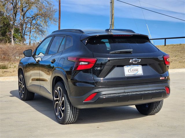 Used 2024 Chevrolet Trax RS w/ Sunroof Package image 8