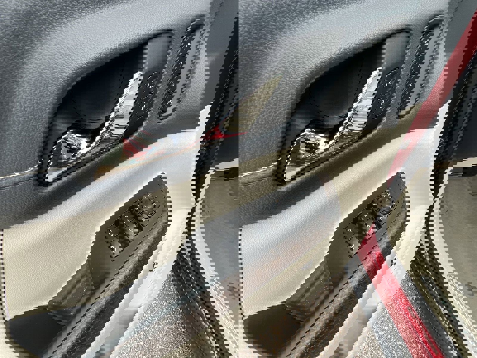 Used 2023 GMC Acadia Denali w/ Denali Ultimate Package image 24