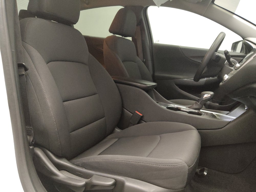 Used 2024 Chevrolet Malibu LT FWD image 21