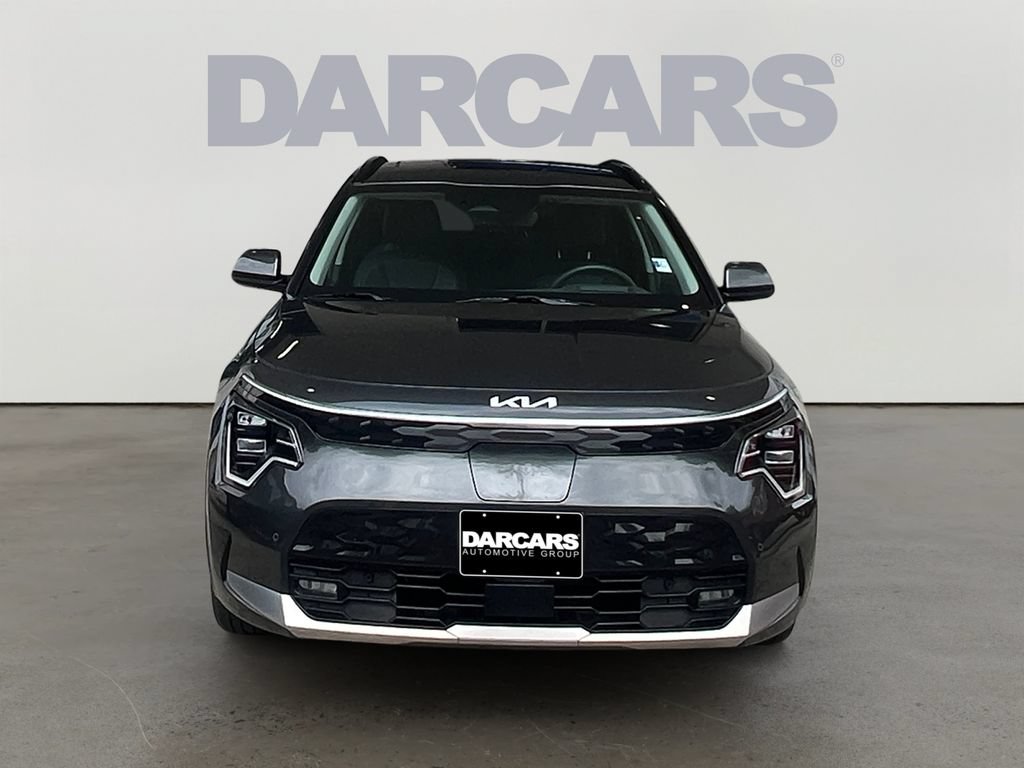 Used 2023 Kia Niro Wave w/ Wave Preserve Package FWD image 2