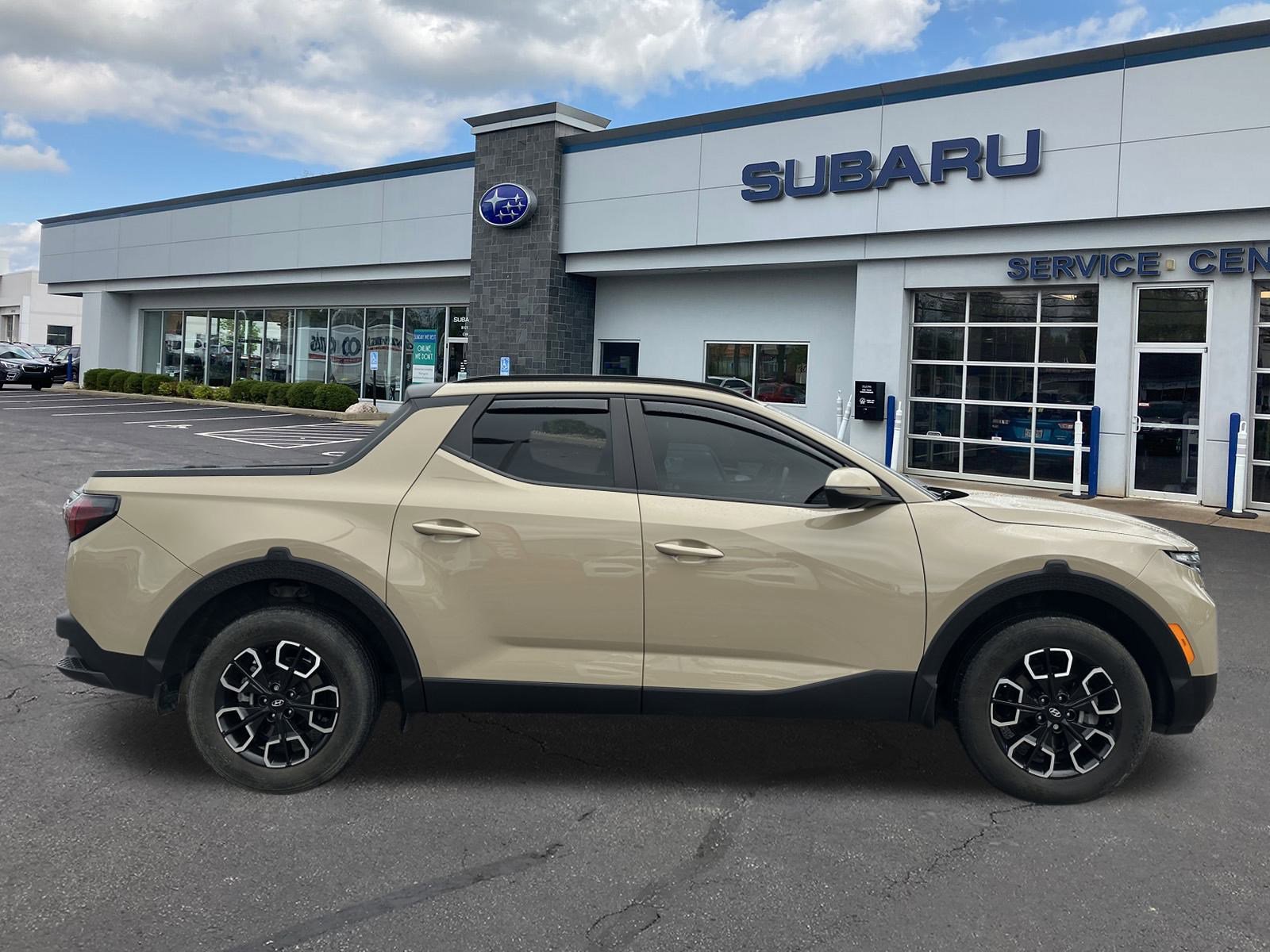 Used 2023 Hyundai Santa Cruz SEL Premium w/ Cargo Package image 8