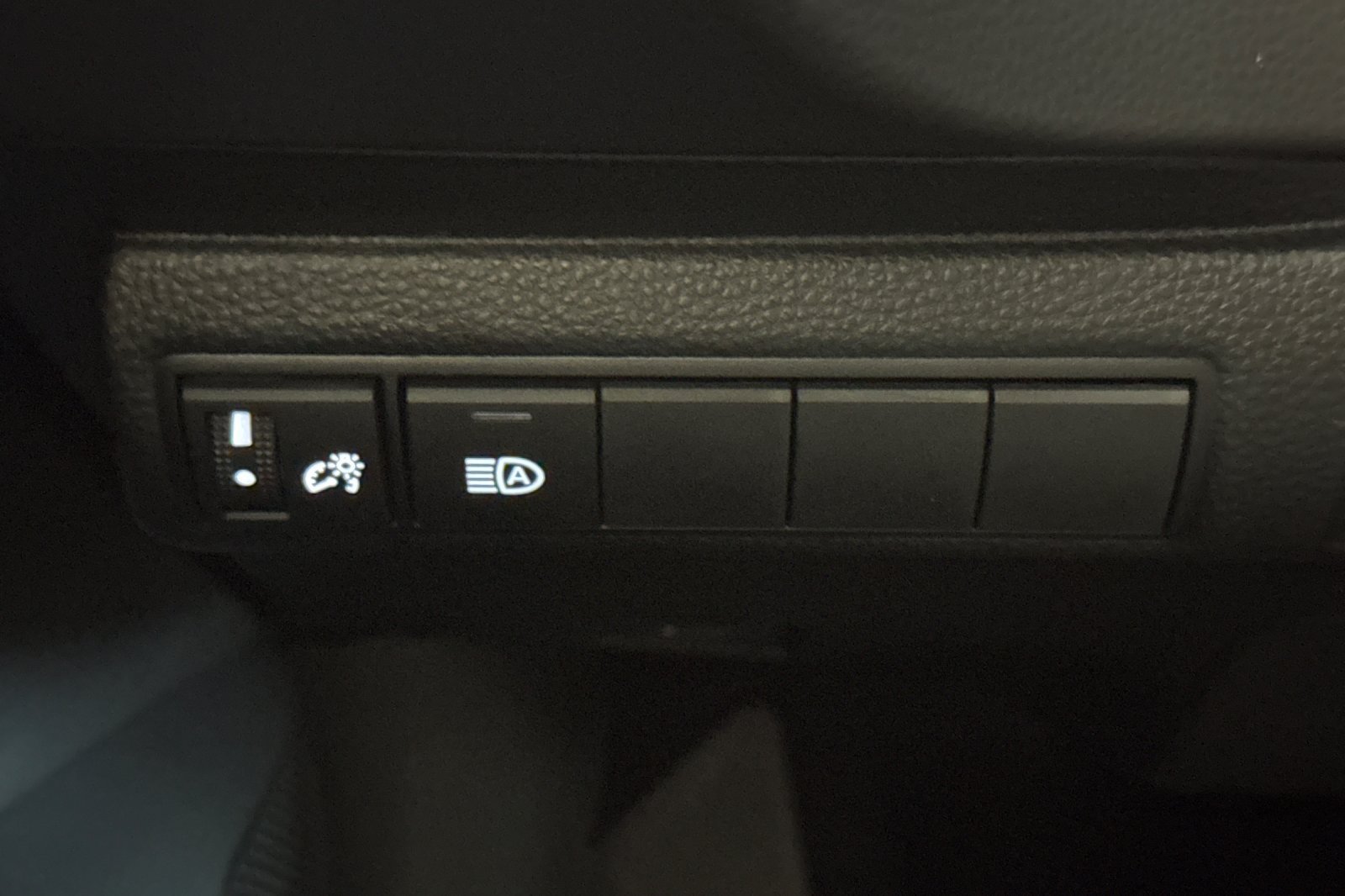 New 2026 Toyota Corolla SE FWD image 30