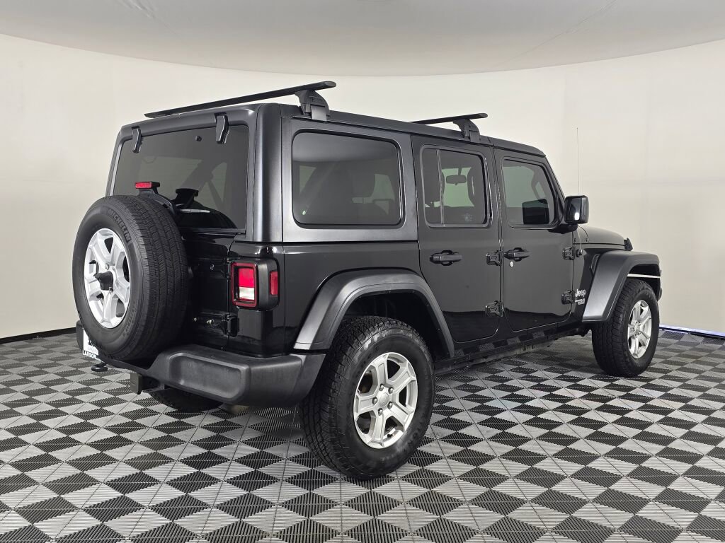 Used 2018 Jeep Wrangler Unlimited Sport S image 3