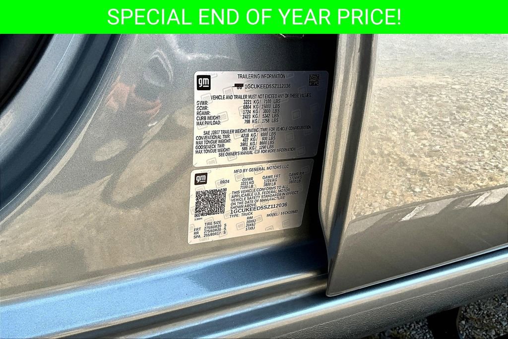 Used 2025 Chevrolet Silverado 1500 RST w/ Dark Appearance Package image 19