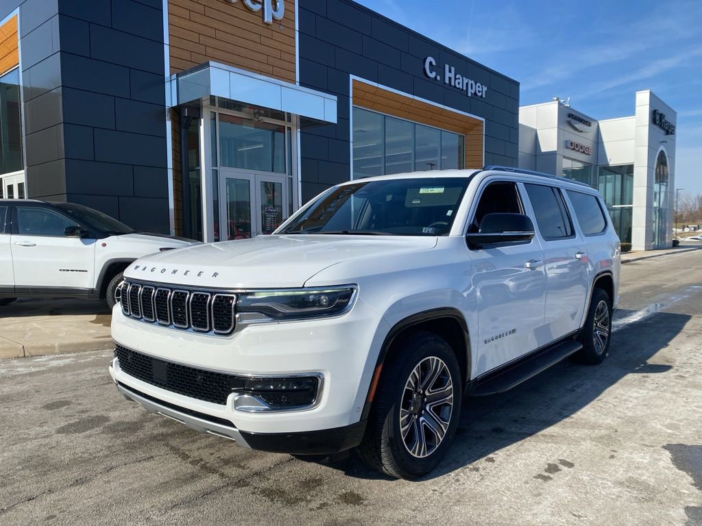 Used 2024 Jeep Wagoneer L Series II w/ Flexible Seating Group image 4