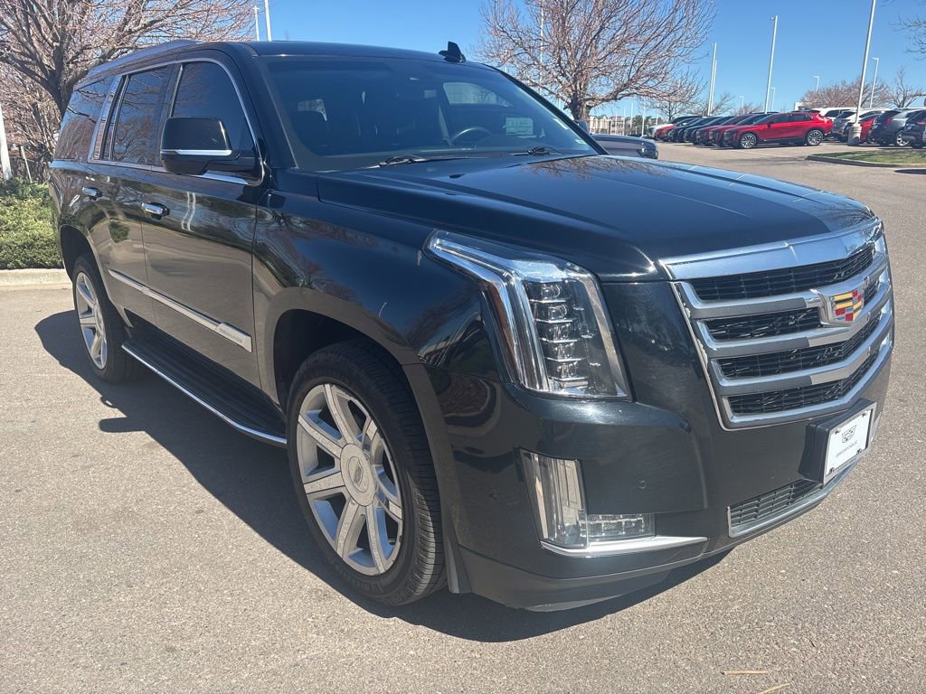 Used 2017 Cadillac Escalade Luxury image 7