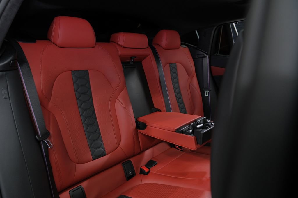 Used 2022 BMW X6 M w/ Competition Package image 33