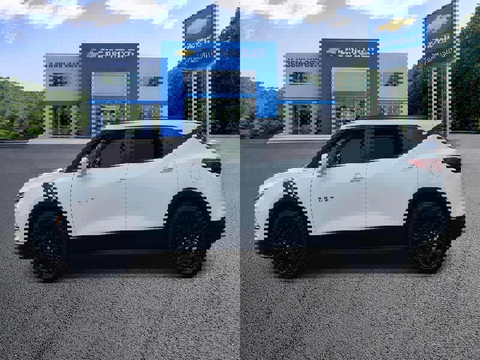 Certified 2023 Chevrolet Blazer LT w/ LPO, Black Sport Package image 3