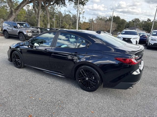 Certified 2025 Toyota Camry SE image 4