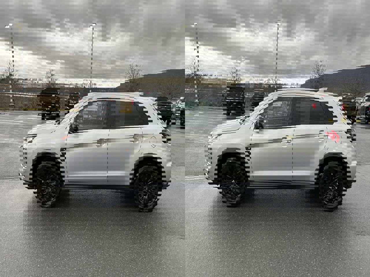 Used 2024 Mitsubishi Outlander Sport AWD image 4