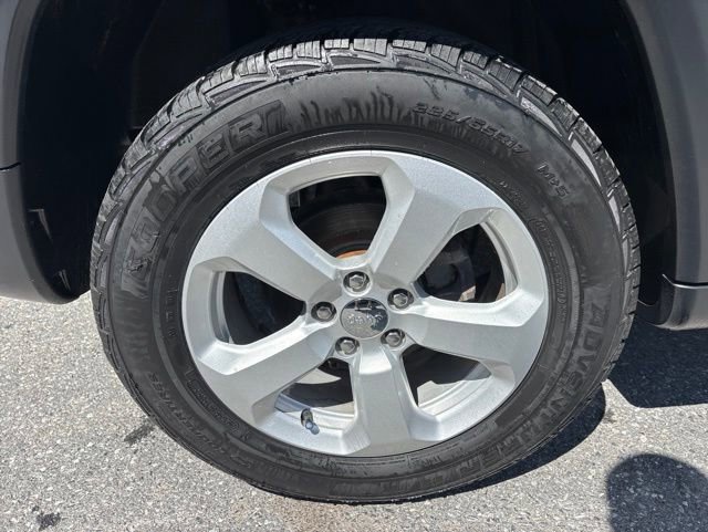Used 2018 Jeep Compass Latitude w/ Popular Equipment Group AWD/4WD image 22