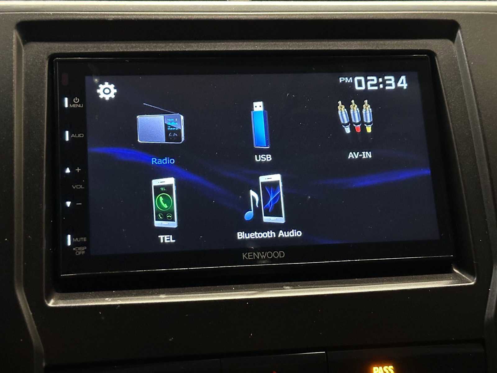 Used 2015 Toyota Camry LE image 14