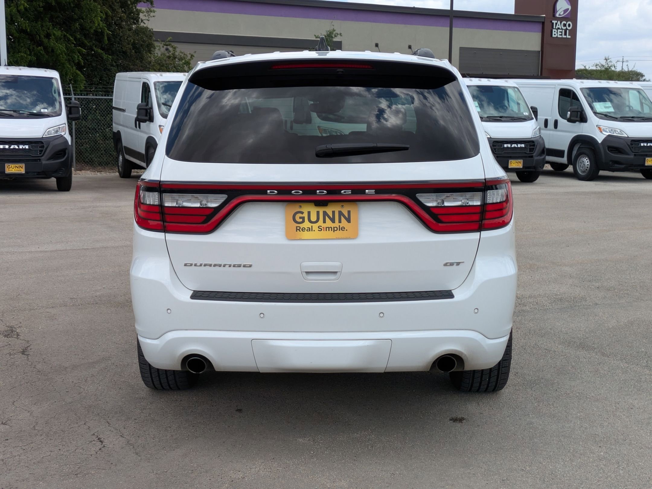 Used 2024 Dodge Durango GT RWD image 4