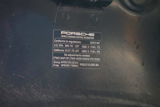 Used 2022 Porsche Macan S AWD/4WD image 29