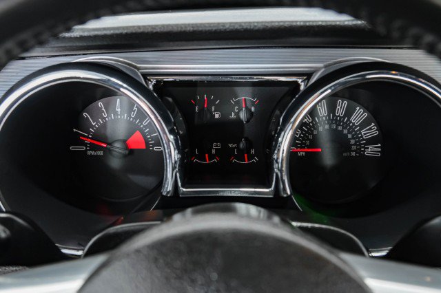 Used 2006 Ford Mustang GT RWD image 16