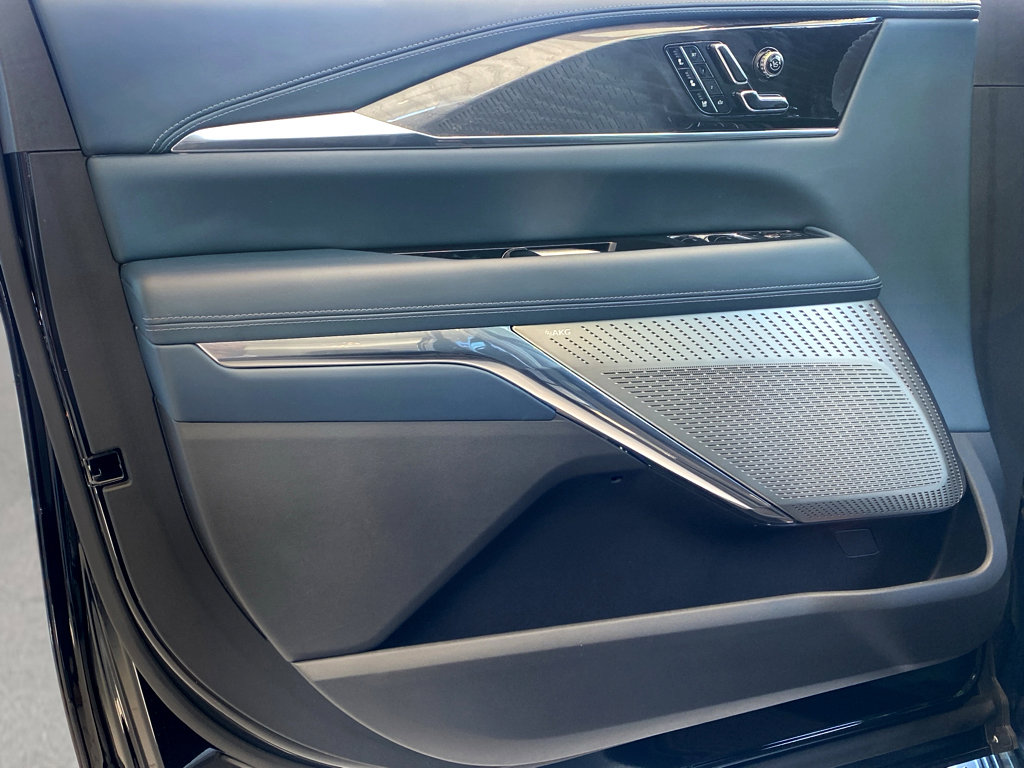 New 2025 Cadillac Escalade IQ Sport 2 image 20